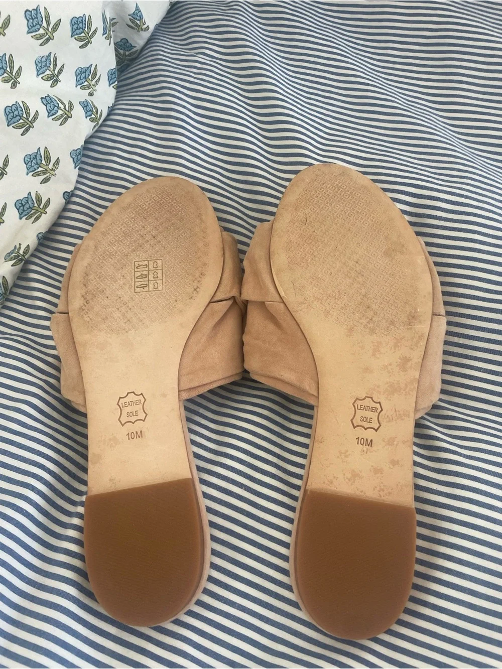 Tory Burch Suede Knot Bow Slide Sandals light pink color